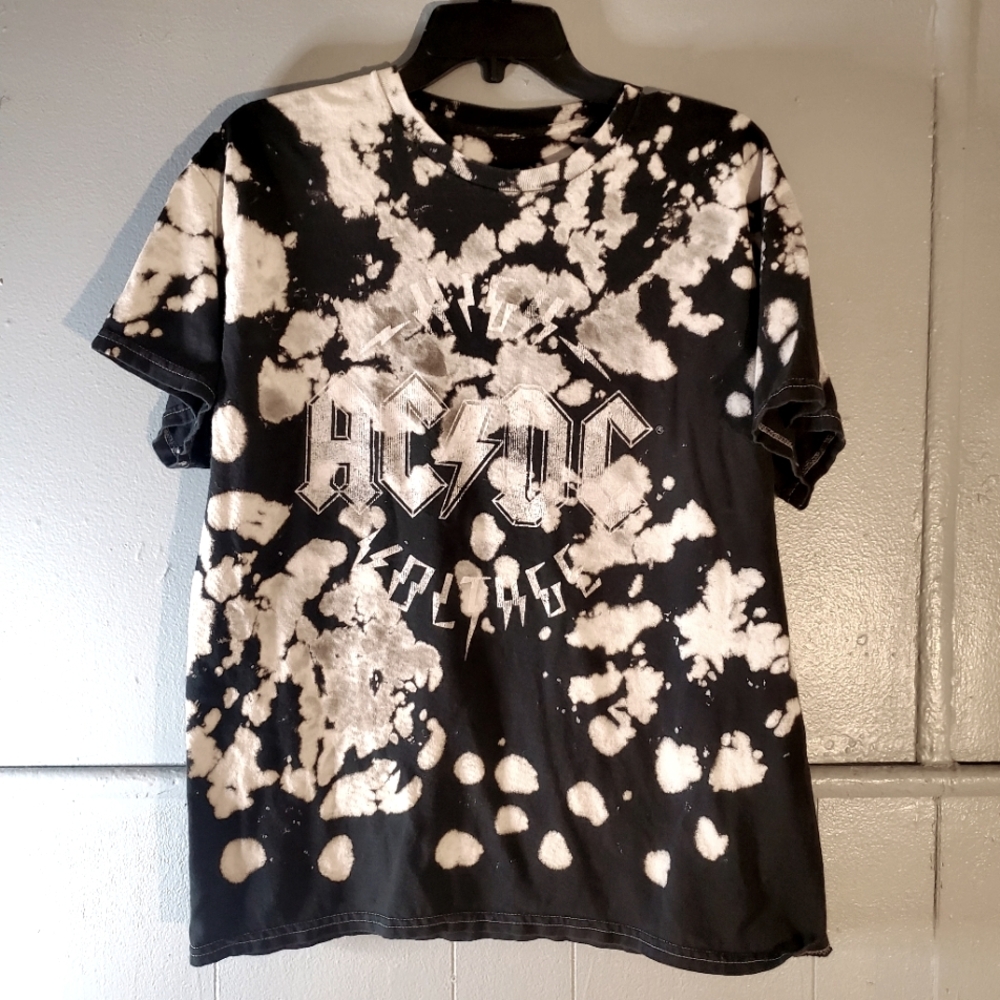 ACDC men's tye die shirt size M/L